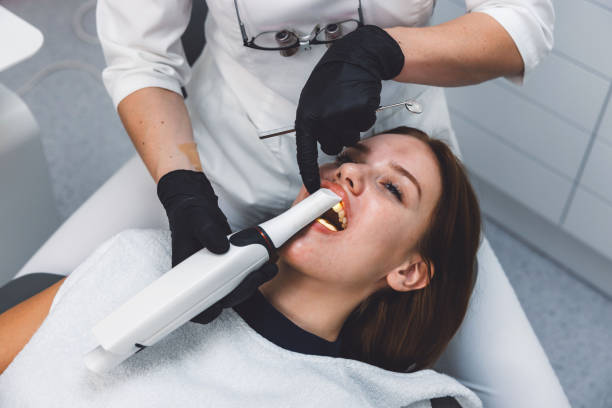 Best Emergency Dental Extractions in Olivarez, TX