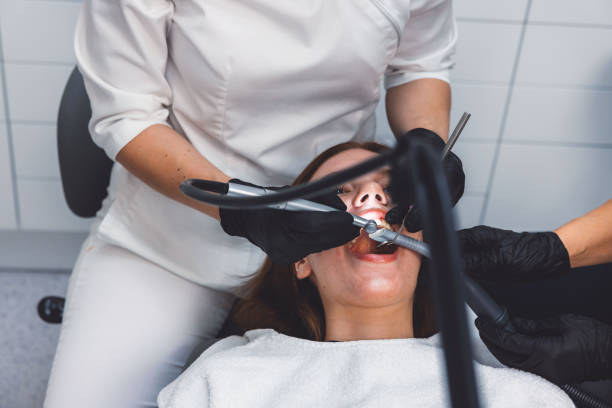 Best Emergency Dentist for Knocked-Out Tooth in Olivarez, TX
